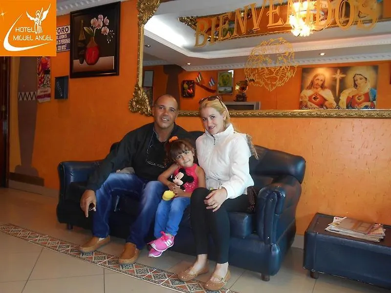 Miguel Angel Terminal Quitumbe Hotel Quito
