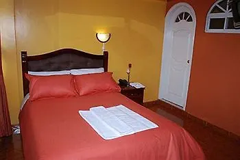 Miguel Angel Terminal Quitumbe Hotel Quito