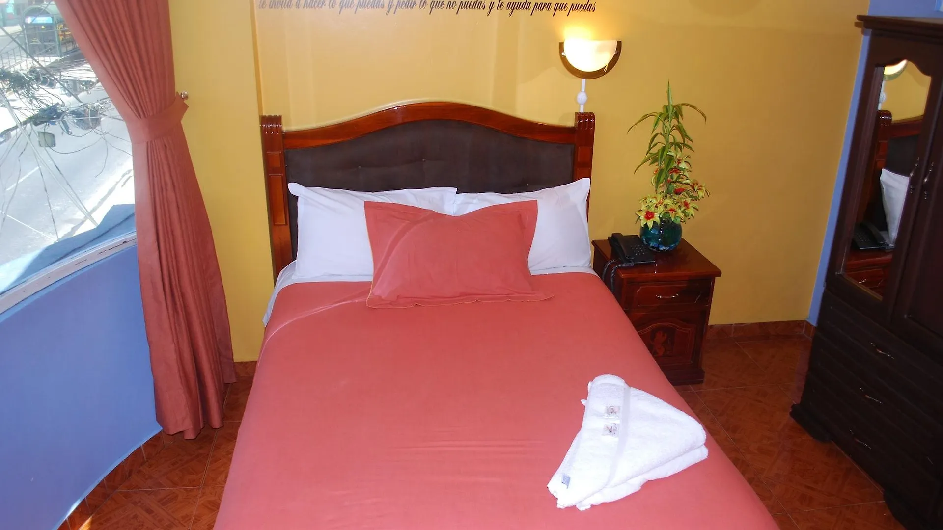 Miguel Angel Terminal Quitumbe Hotel Quito