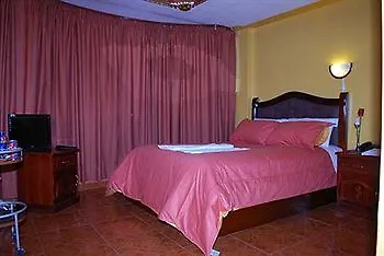 Miguel Angel Terminal Quitumbe Hotel Quito