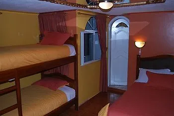 Miguel Angel Terminal Quitumbe Hotel Quito