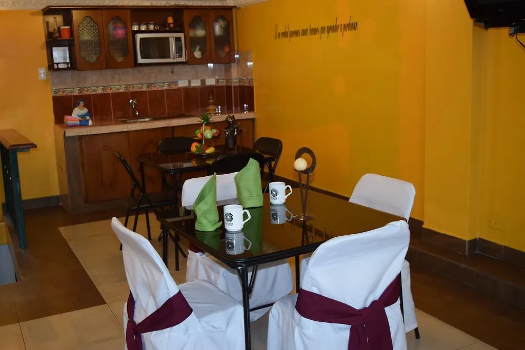 Miguel Angel Terminal Quitumbe Hotel Quito